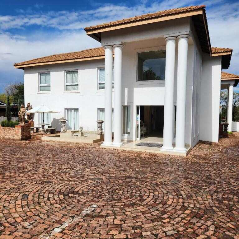 Casa Angelo guest house exterior in Vanderbijlpark